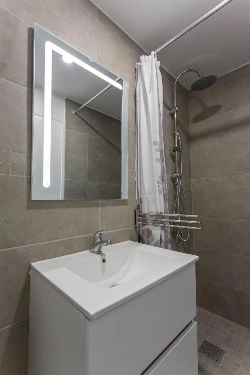 Hotel Alizéa Avignone Esterno foto